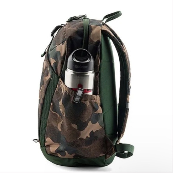 The North Face Youth Mini Recon Backpack 19.5L Utility Brown Camo - Picture 2 of 5